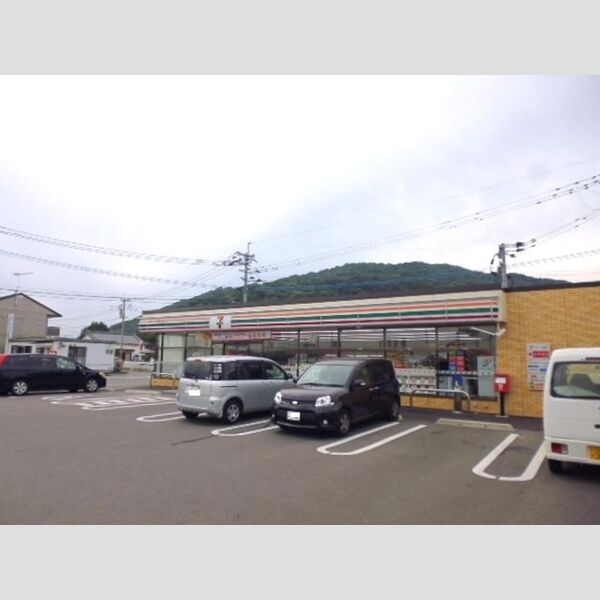 現地周辺 (セブンイレブン佐賀江北店まで667m)
