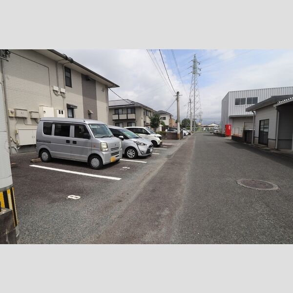 駐車場 (駐車場)