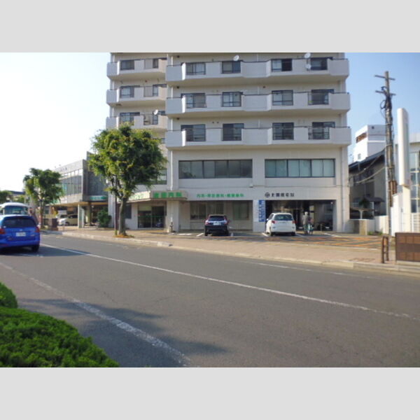 現地周辺 (吉田内科 475m)