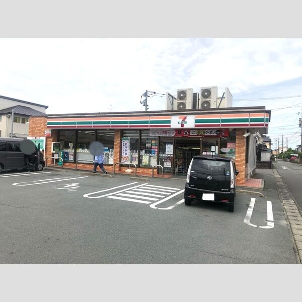 現地周辺 (セブンイレブン　高木瀬東5丁目店　192m)