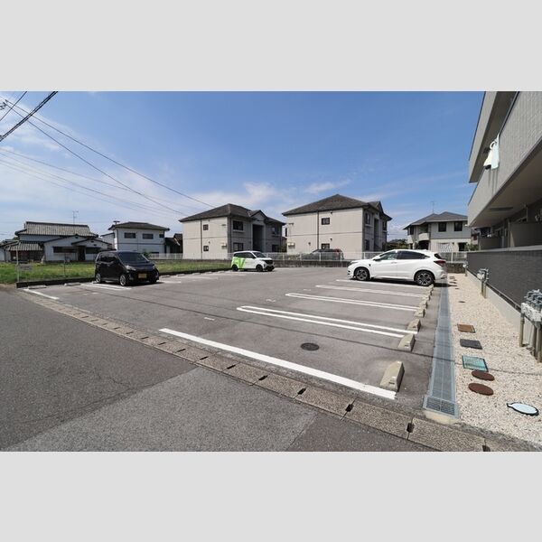 駐車場 (駐車場)