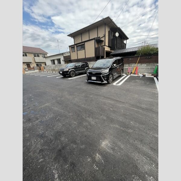 駐車場 (駐車場)