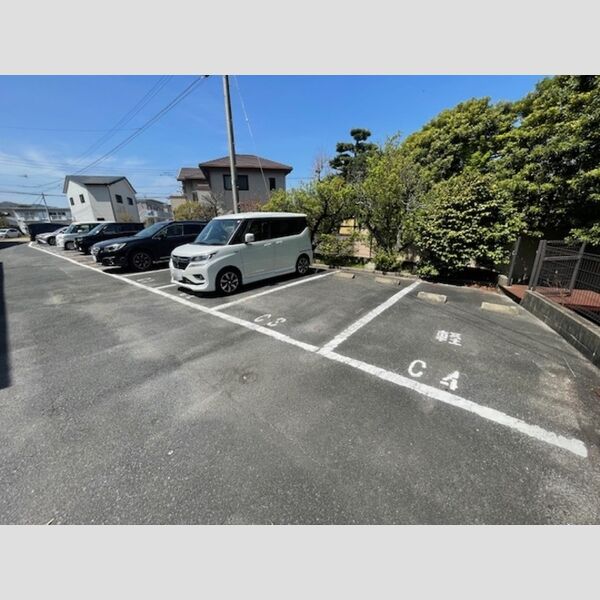 駐車場 (駐車場)