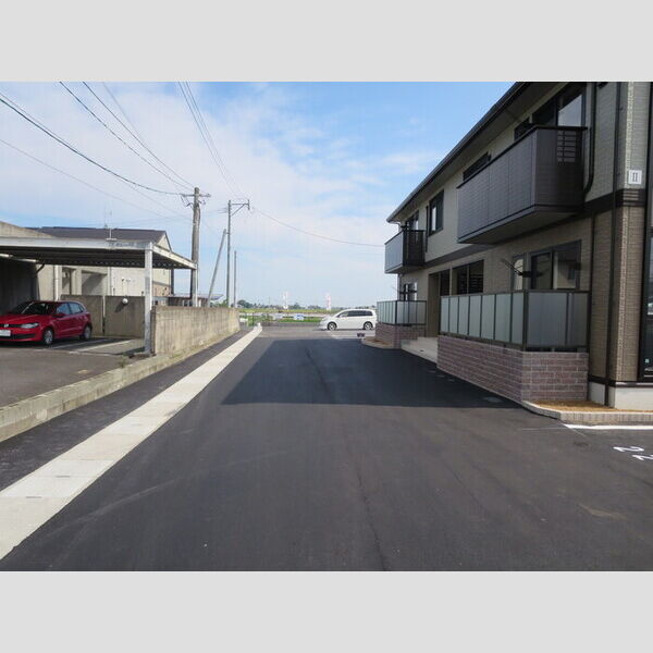 駐車場 (敷地内通路)