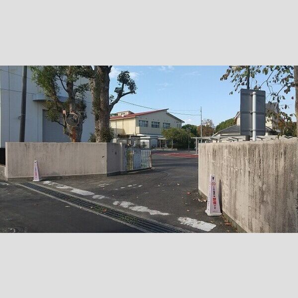 現地周辺 (佐賀大学南東入口まで150m)