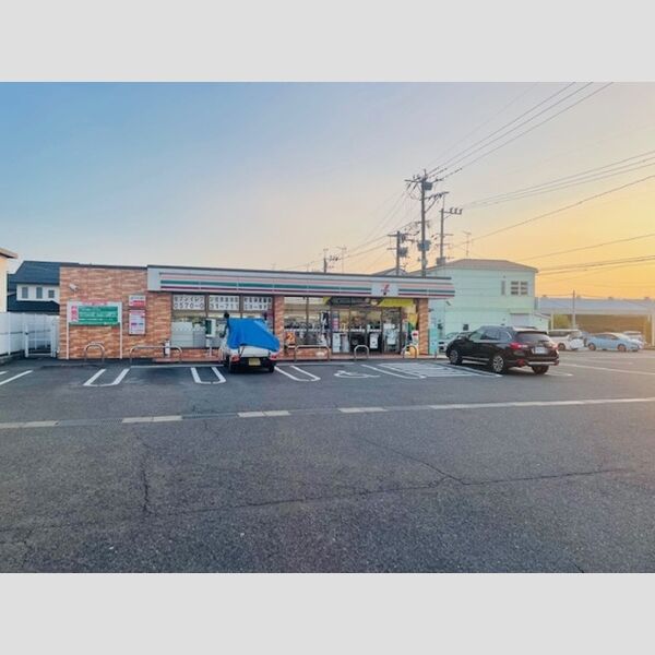 現地周辺 (セブンイレブン　佐賀嘉瀬扇町店　809m)