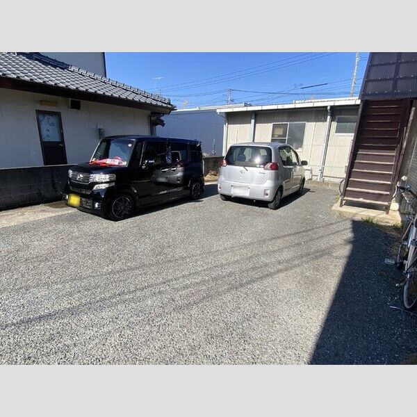 駐車場 (駐車場)