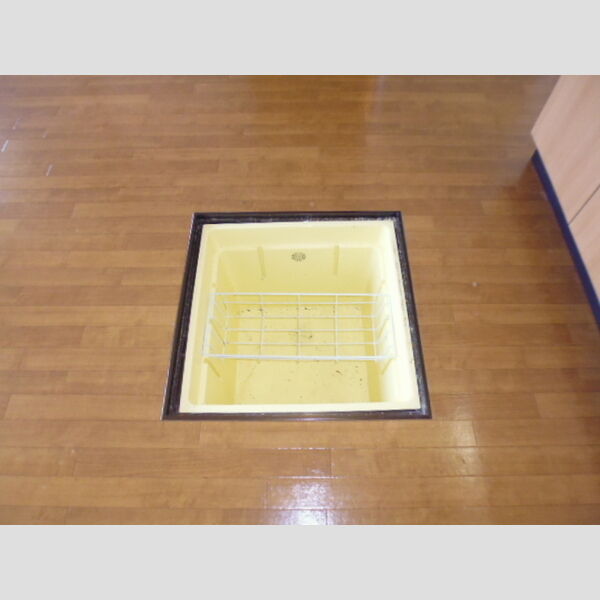 その他 (C108　床下収納)