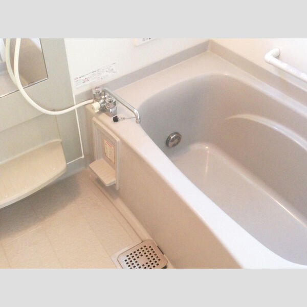 バス (103　浴室/追い焚き機能付き)