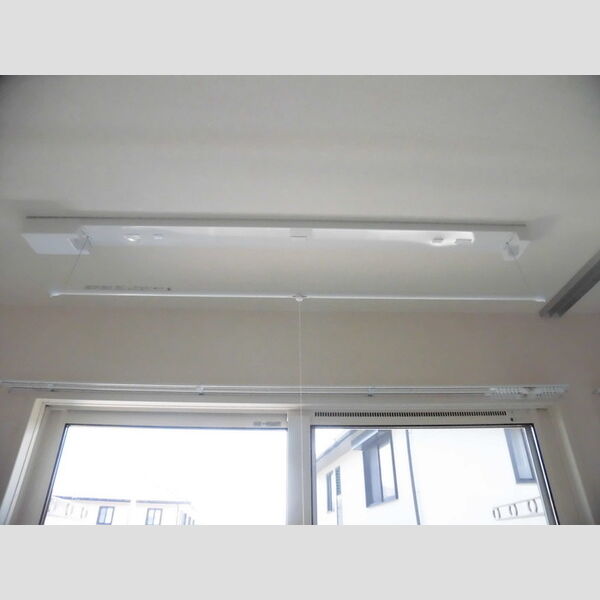 その他 (室内物干し)