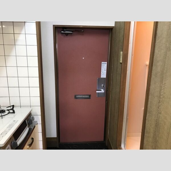 玄関 (305　玄関)