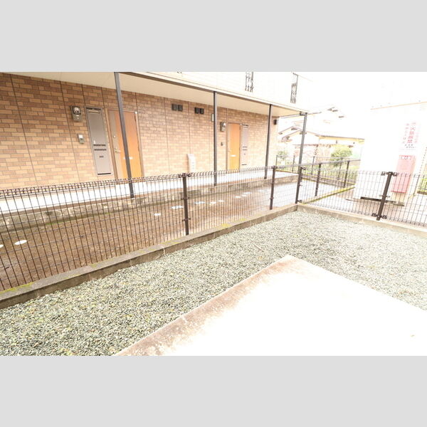 その他 (106　専用庭)