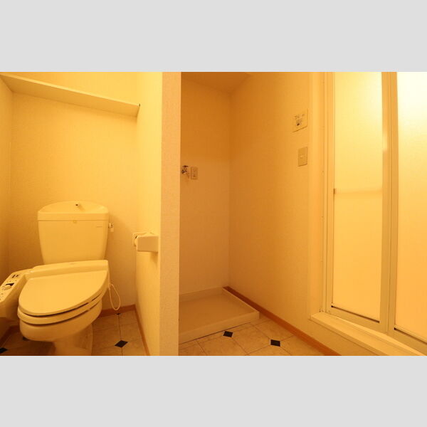 トイレ (106　トイレ)