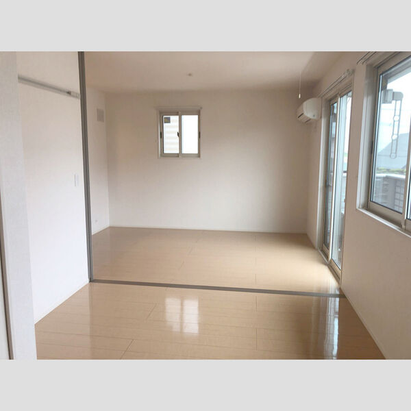 その他 (洋室②　201)