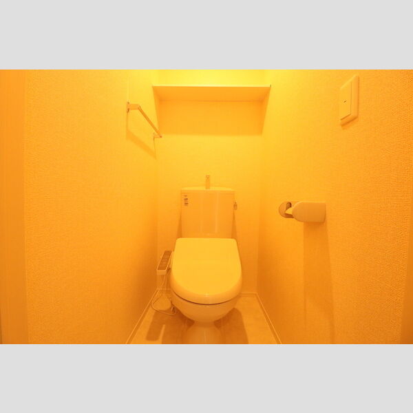 トイレ (【101号】温水洗浄便座)