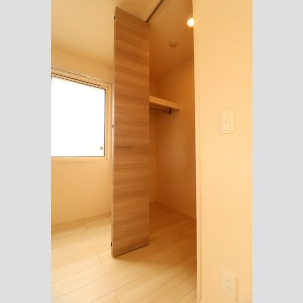 収納 (【101号】ウォークインクローゼット)