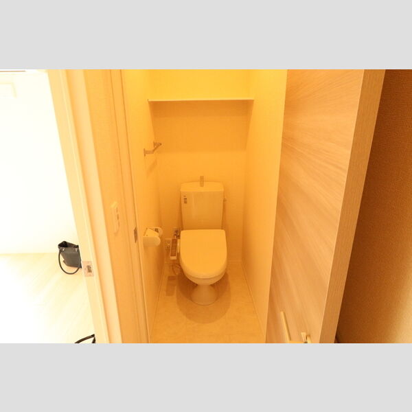 トイレ (202　温水洗浄便座)