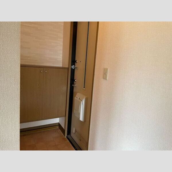 玄関 (B101　玄関)