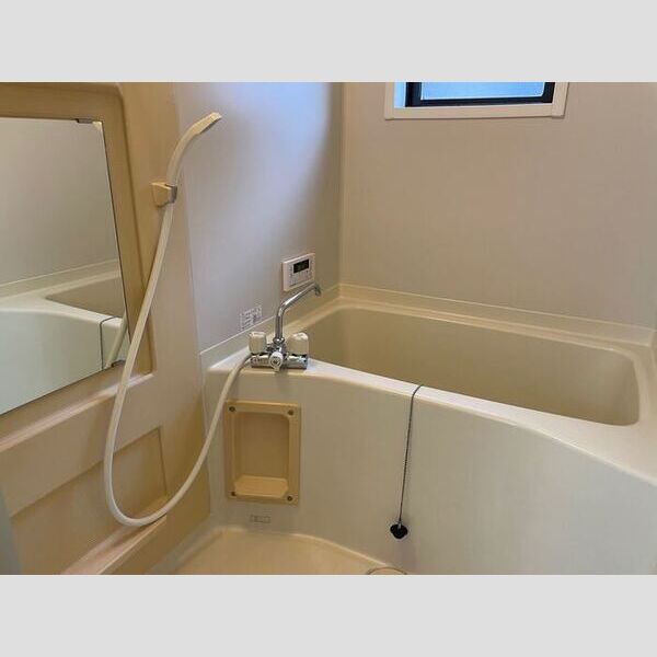 バス (B101　浴室)