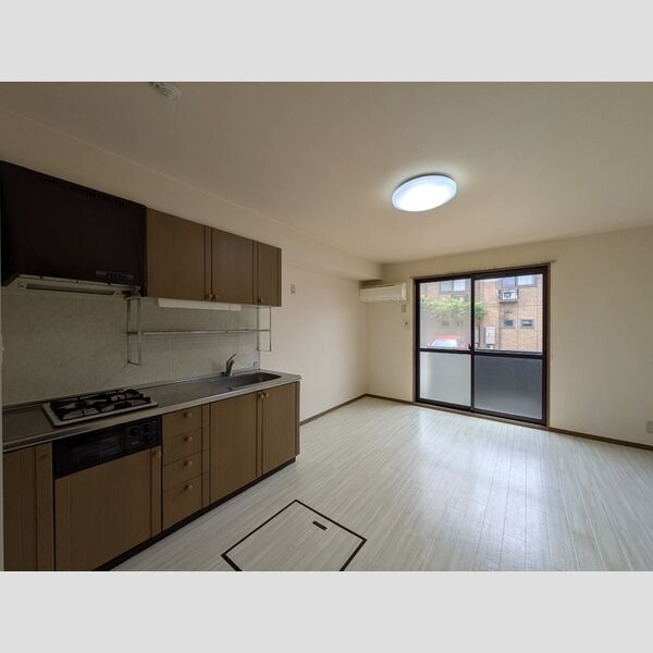 居室・リビング (DK)