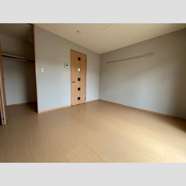 その他 (洋室7帖)