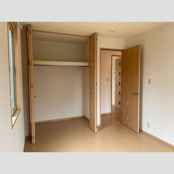 収納 (クローゼット　103)