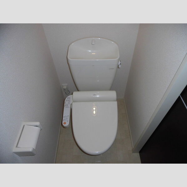 トイレ (B106　温水洗浄暖房便座)