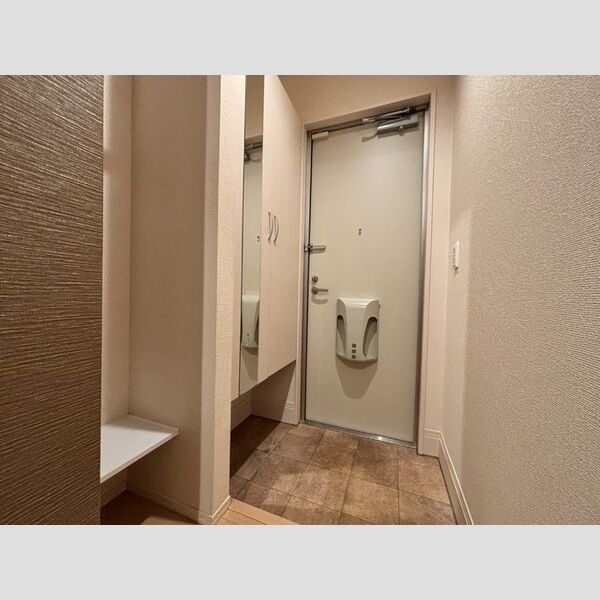 玄関 (103　玄関)