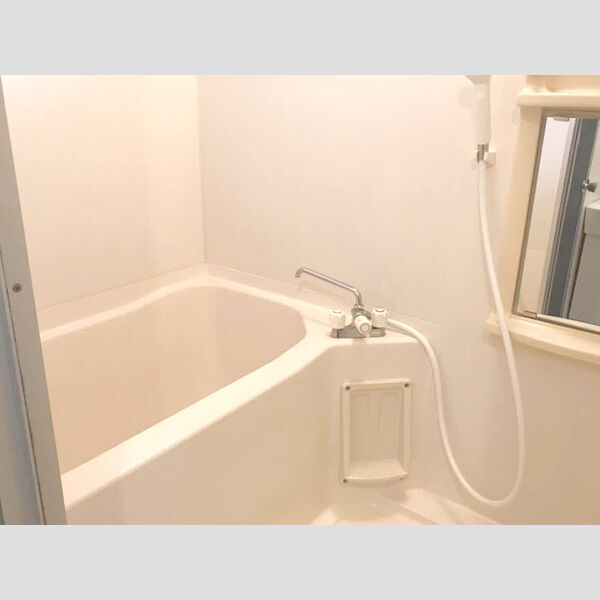 バス (B101　浴室)