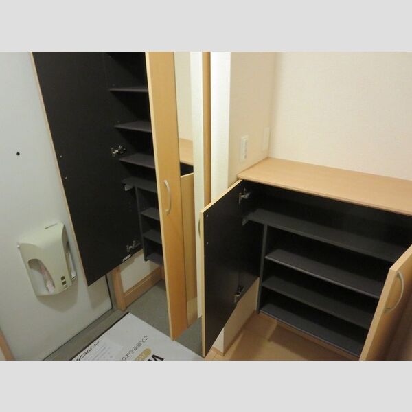 玄関 (シューズBOX)