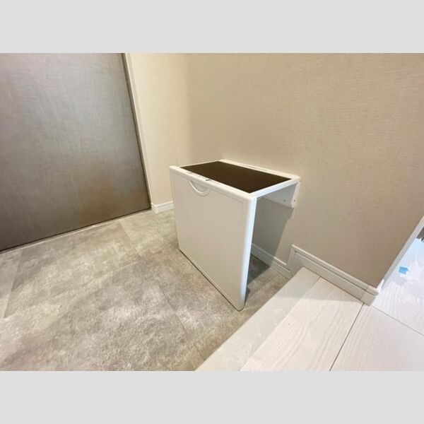 その他 (201　玄関腰掛)