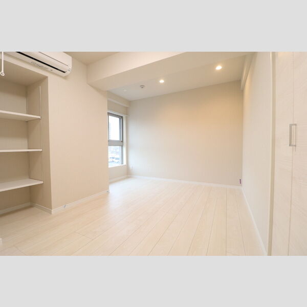 その他 (302　洋室)