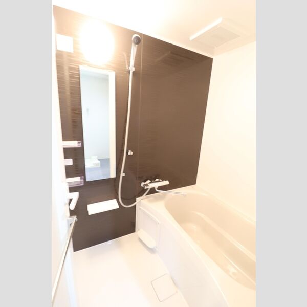 バス (701　浴室)