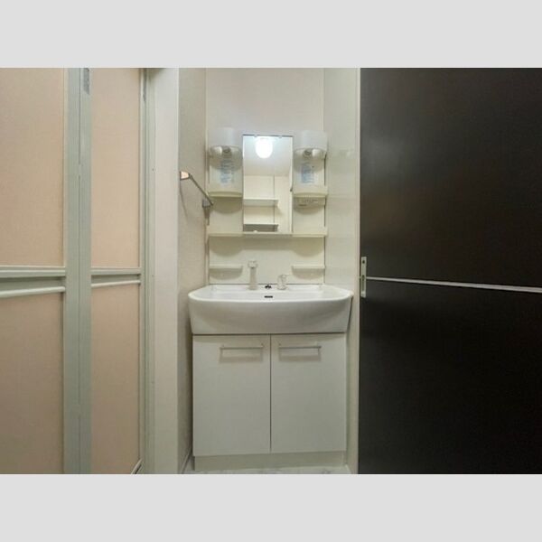 洗面所 (洗面台)