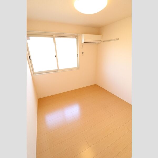 その他 (203　洋室)