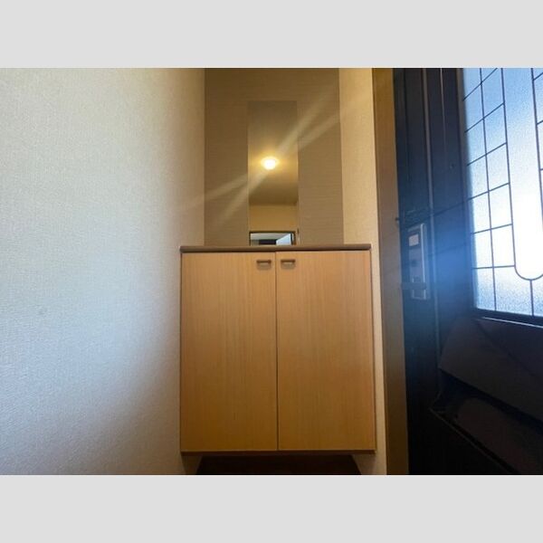 玄関 (玄関)