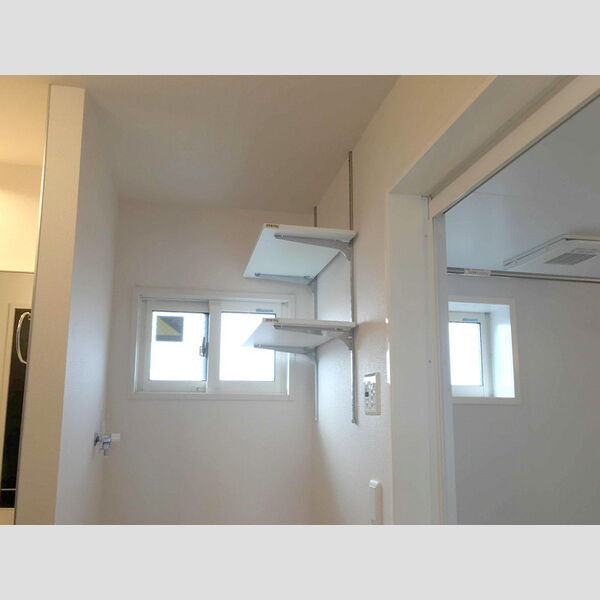 その他 (洗面所棚)