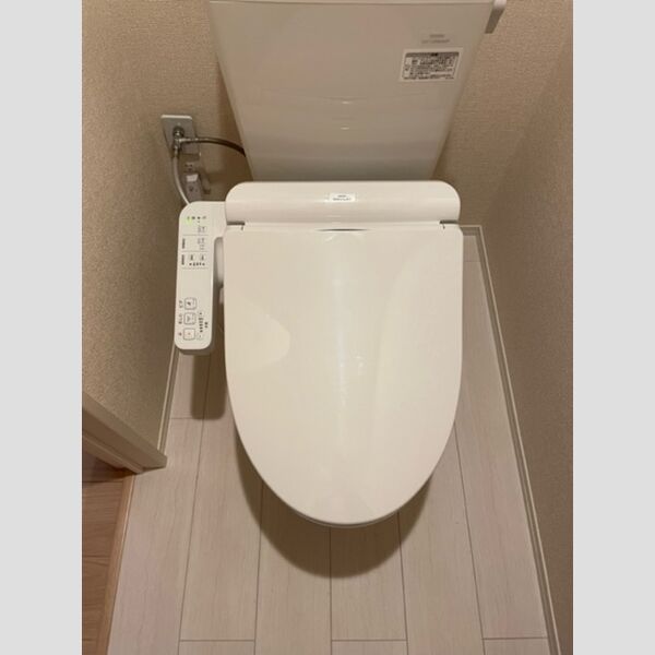 トイレ (102　トイレ)