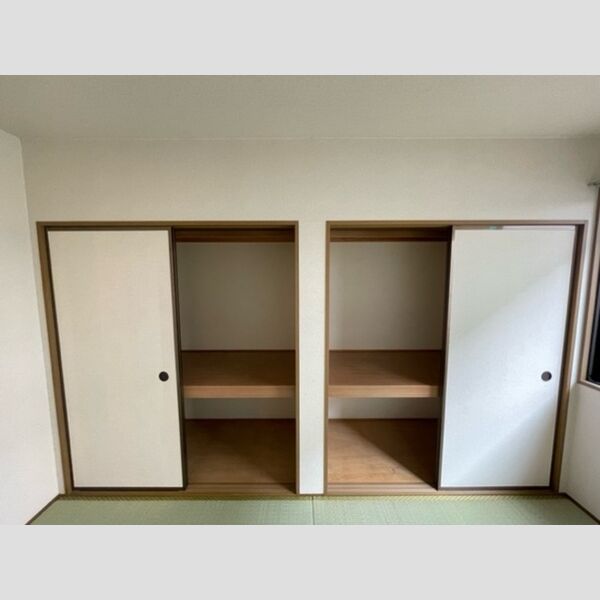 その他 (A102 押入れ)