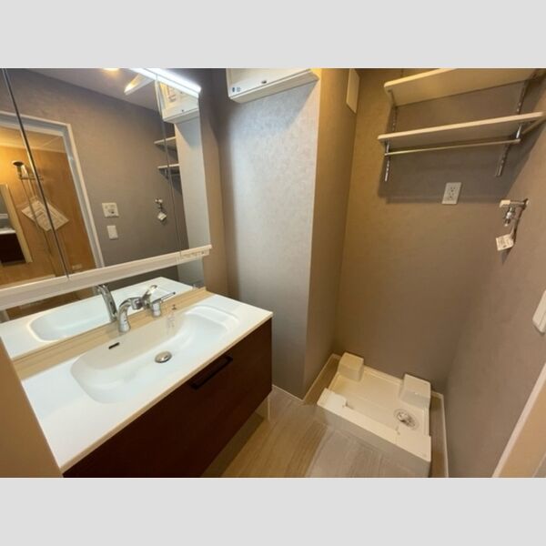 その他 (B302　洗面所)