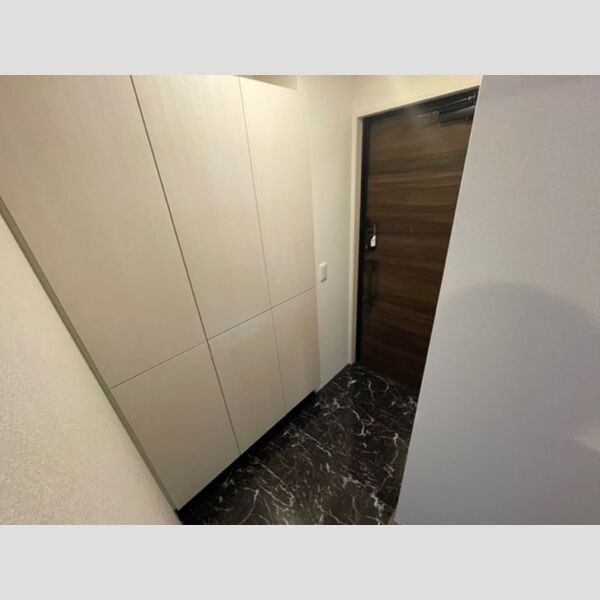 玄関 (B302　玄関)