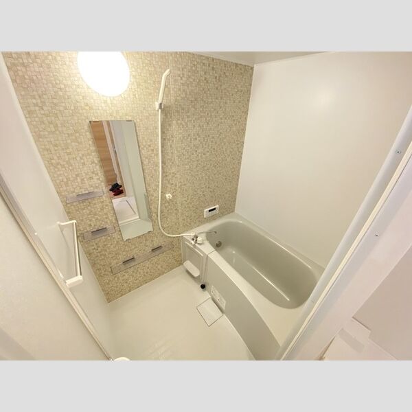 バス (101　浴室)