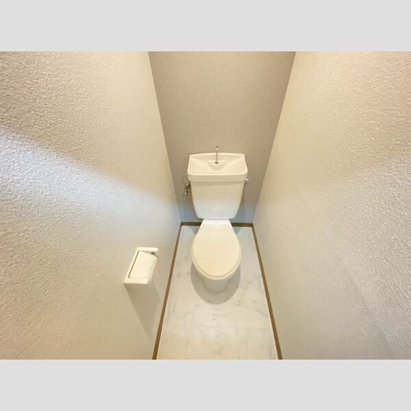 トイレ (Ⅰ102　トイレ)