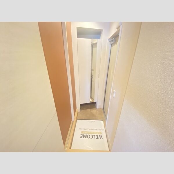 玄関 (105 玄関)