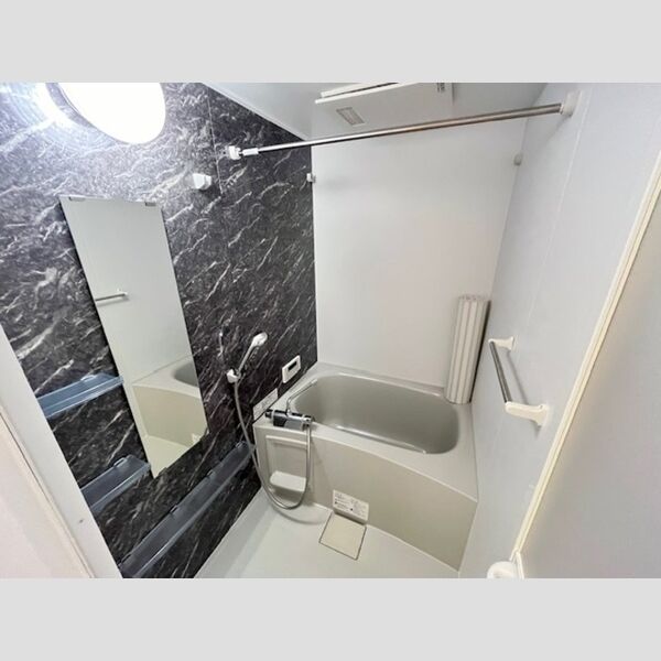 バス (103号　ユニットバス)