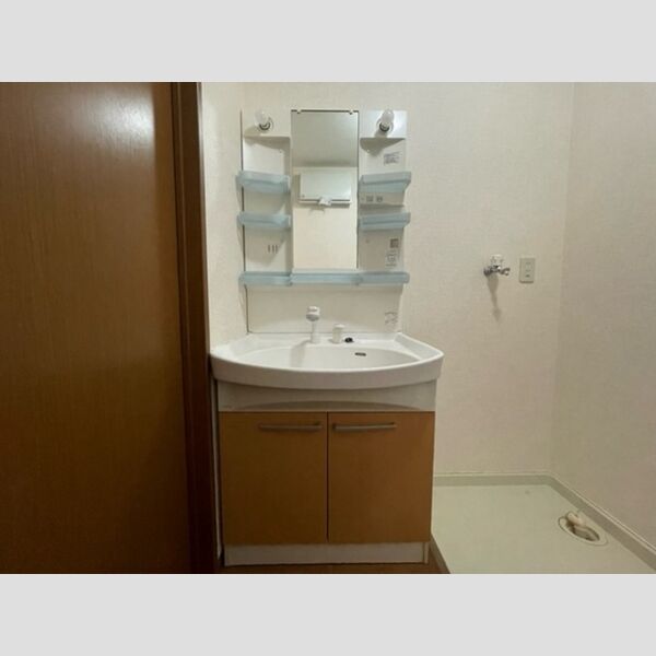 洗面所 (B103　洗面台)