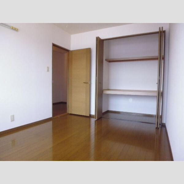 その他 (洋室(入り口方向))