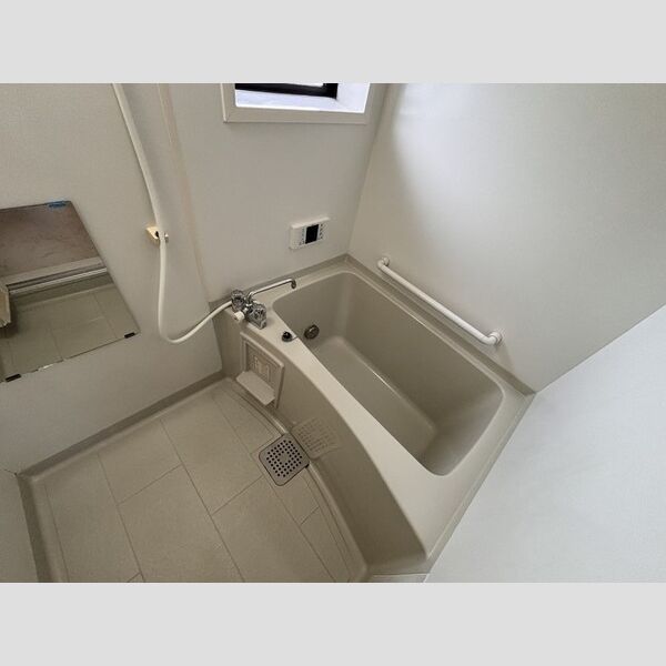 バス (B307　浴室)