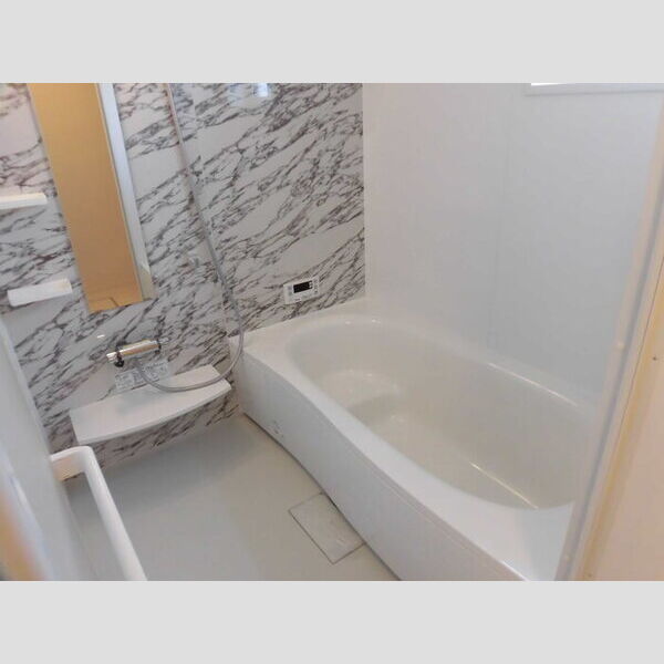 バス (追い焚き機能付きバス)