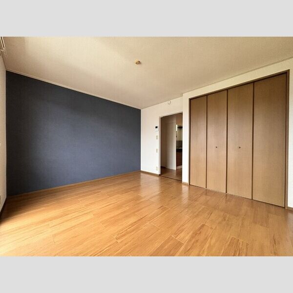 その他 (洋室)